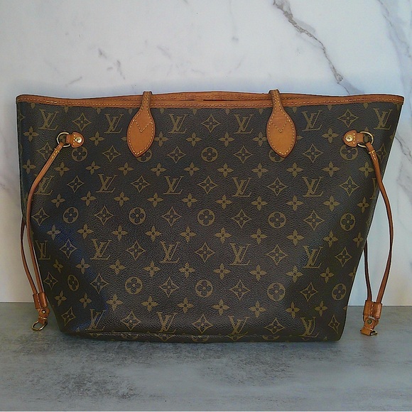 Authentic Louis Vuitton Neverfull MM Tote Monogram Canvas Red Interior w/ COA - Picture 2 of 16